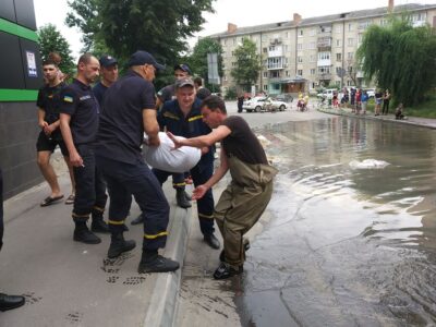 Повінь у Могилеві-Подільському: допомагає навіть сусідня Молдова