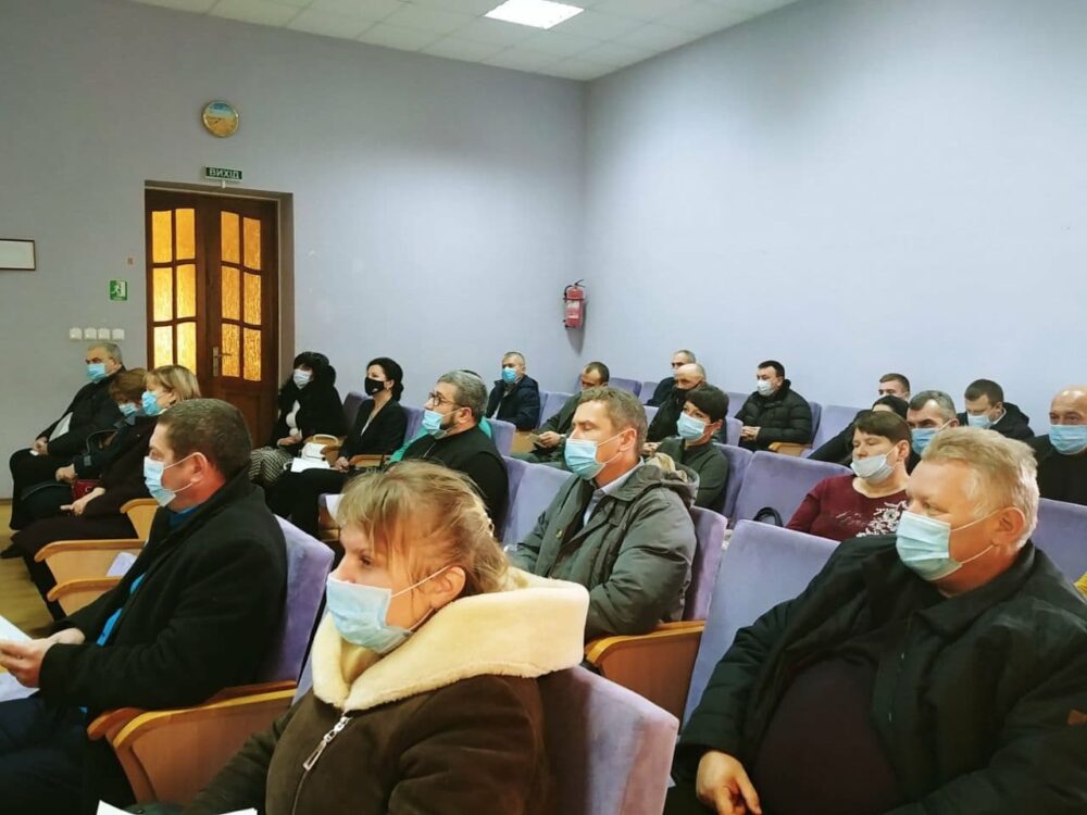 Голова Лошак зірвала установчу сесію Оратівської селищної ради
