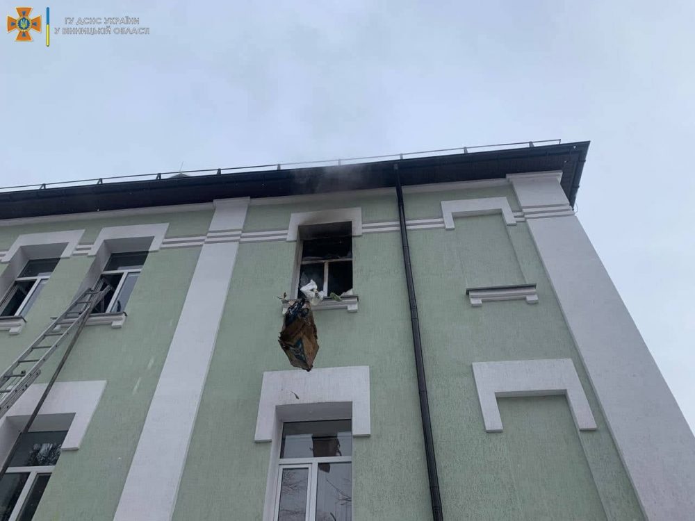 Пожежу у вінницькій школі ліквідували