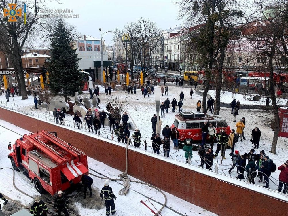 Пожежу у вінницькій школі ліквідували