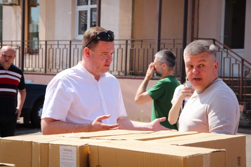“Допомоги ніколи не буває достатньо”: у Вінниці сформували черговий гумвантаж для херсонців