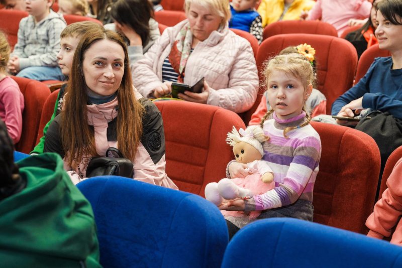 Міжрегіональний координаційний гуманітарний штаб вкотре порадував дітлахів