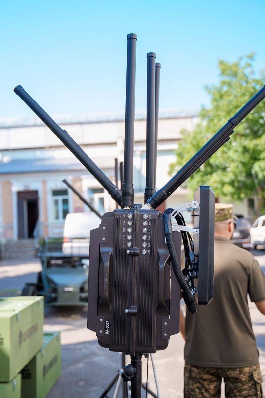 Міжрегіональний координаційний гуманітарний штаб передав 9 РЕБів для однієї із бригад Нацгвардії