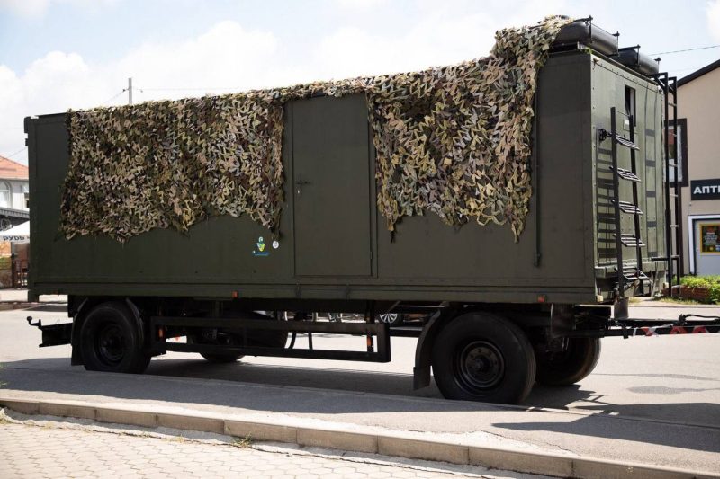 Міжрегіональний координаційний гуманітарний штаб передав захисникам черговий лазне-пральний комплекс