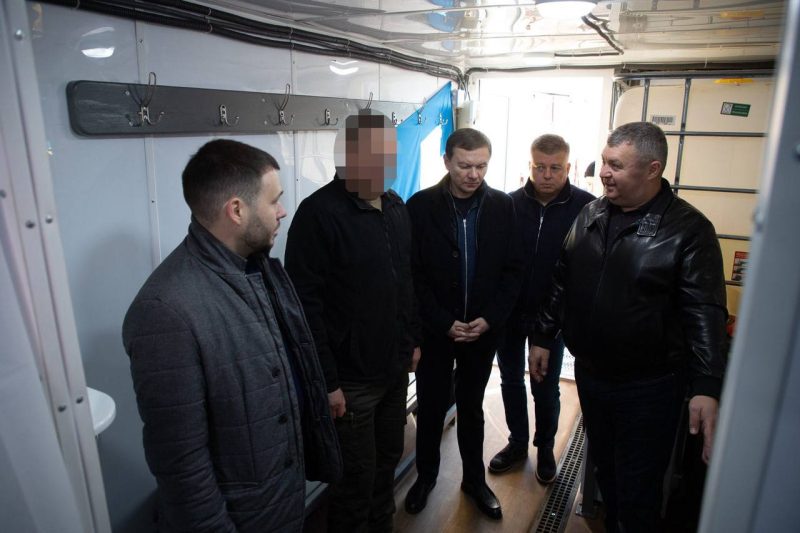Ще одну мобільну лазню власного виробництва передав захисникам Міжрегіональний координаційний гуманітарний штаб
