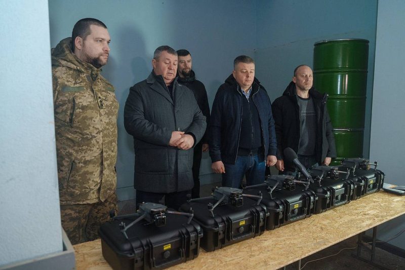 Ще 5 дронів Mavic 3Т передала військовим команда Міжрегіонального координаційного гуманітарного штабу