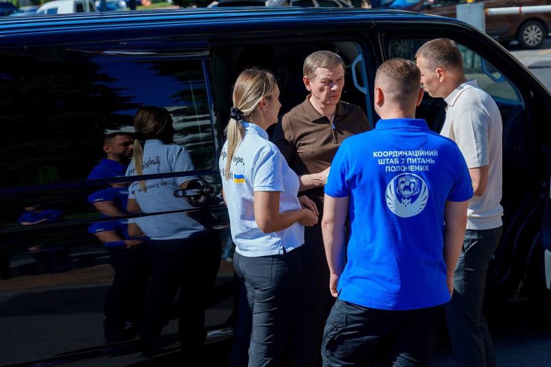 Міжрегіональний координаційний гуманітарний штаб передав авто Координаційному штабу з питань поводження з військовополоненими