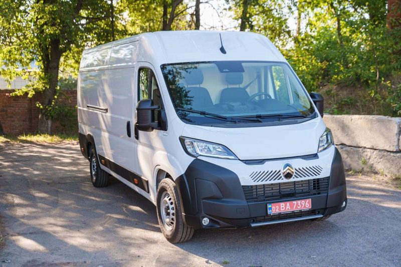 Автомобіль для виконання особливих завдань отримав спецпідрозділ з Вінниччини